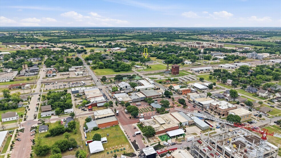 202 E Main St, Celina, TX à vendre - Photo de l’immeuble – Image 1 sur 71