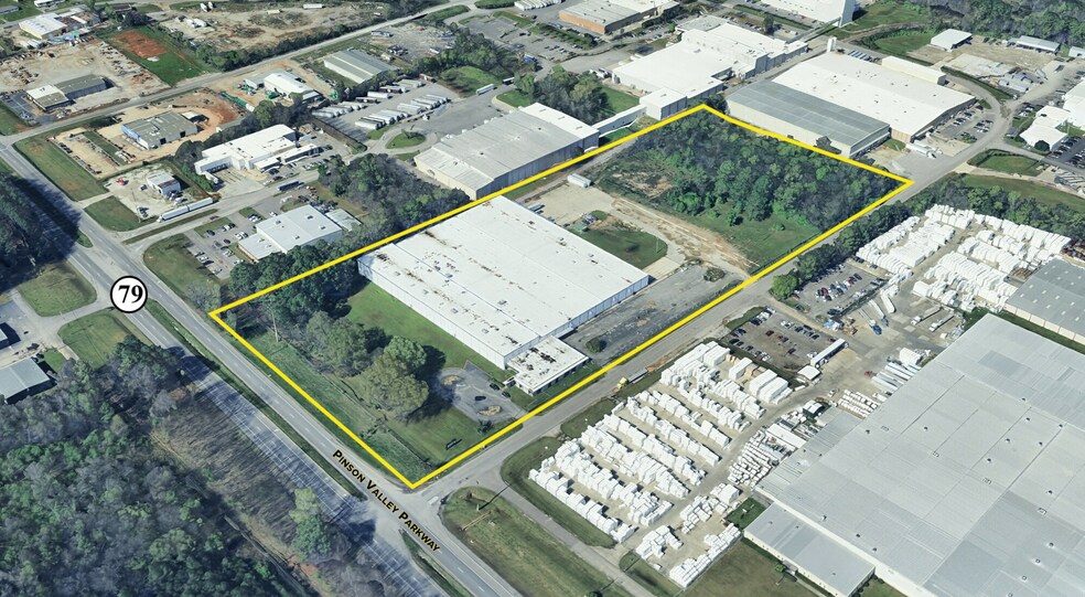 3200 Pinson Valley, Birmingham, AL à louer - Photo de l’immeuble – Image 2 sur 4