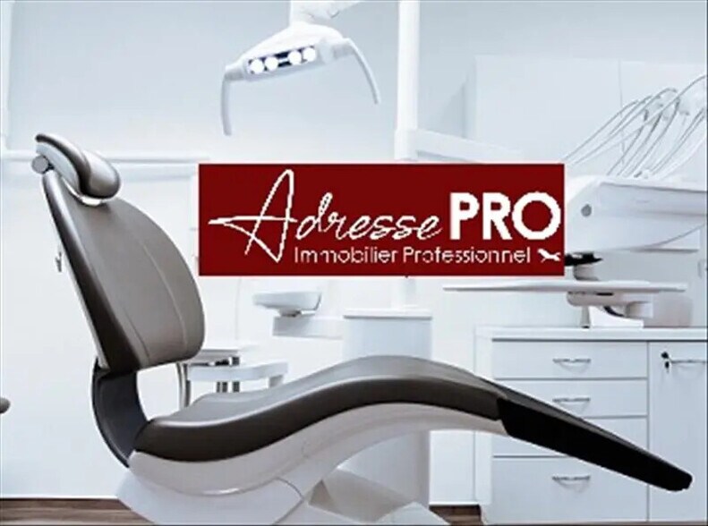 Local commercial dans Saint-Jean-de-Luz à vendre - Photo de l’immeuble – Image 3 sur 3