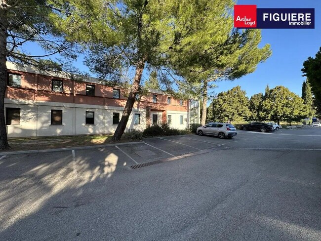 Plus de détails pour Bureau à louer