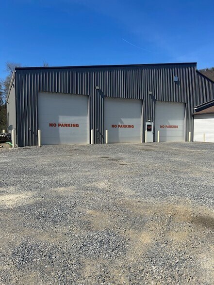 1533 Buena Vista Hwy, Wilcox, PA à vendre - Photo de l’immeuble – Image 2 sur 17