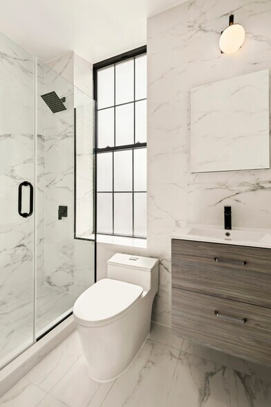 819 8Th Avenue, Brooklyn, NY à vendre - Photo de l’immeuble – Image 3 sur 6