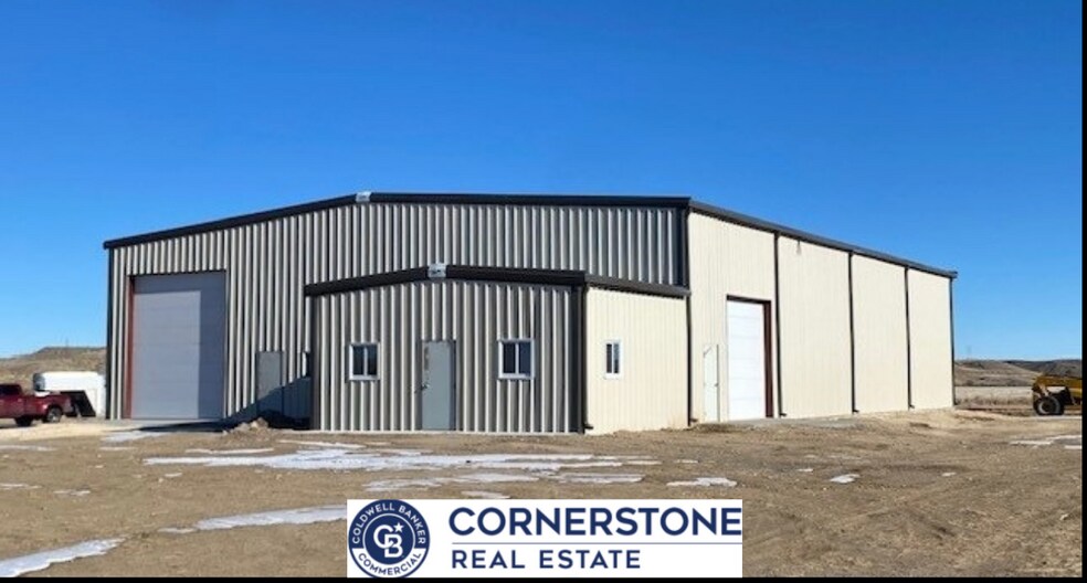 214 Jon St, Glenrock, WY à vendre - Photo de l’immeuble – Image 2 sur 34