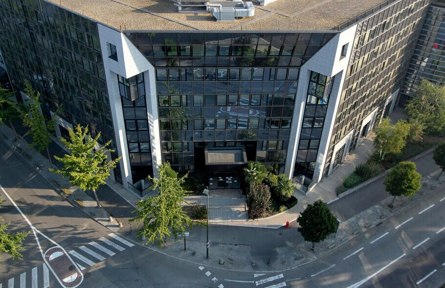26 Boulevard Vincent Gâche, Nantes à louer - Photo de l’immeuble – Image 2 sur 4