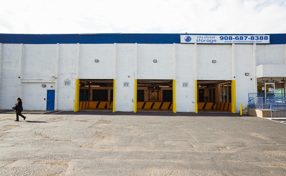 2395 Springfield Ave, Vauxhall, NJ à louer - Photo principale – Image 1 sur 1