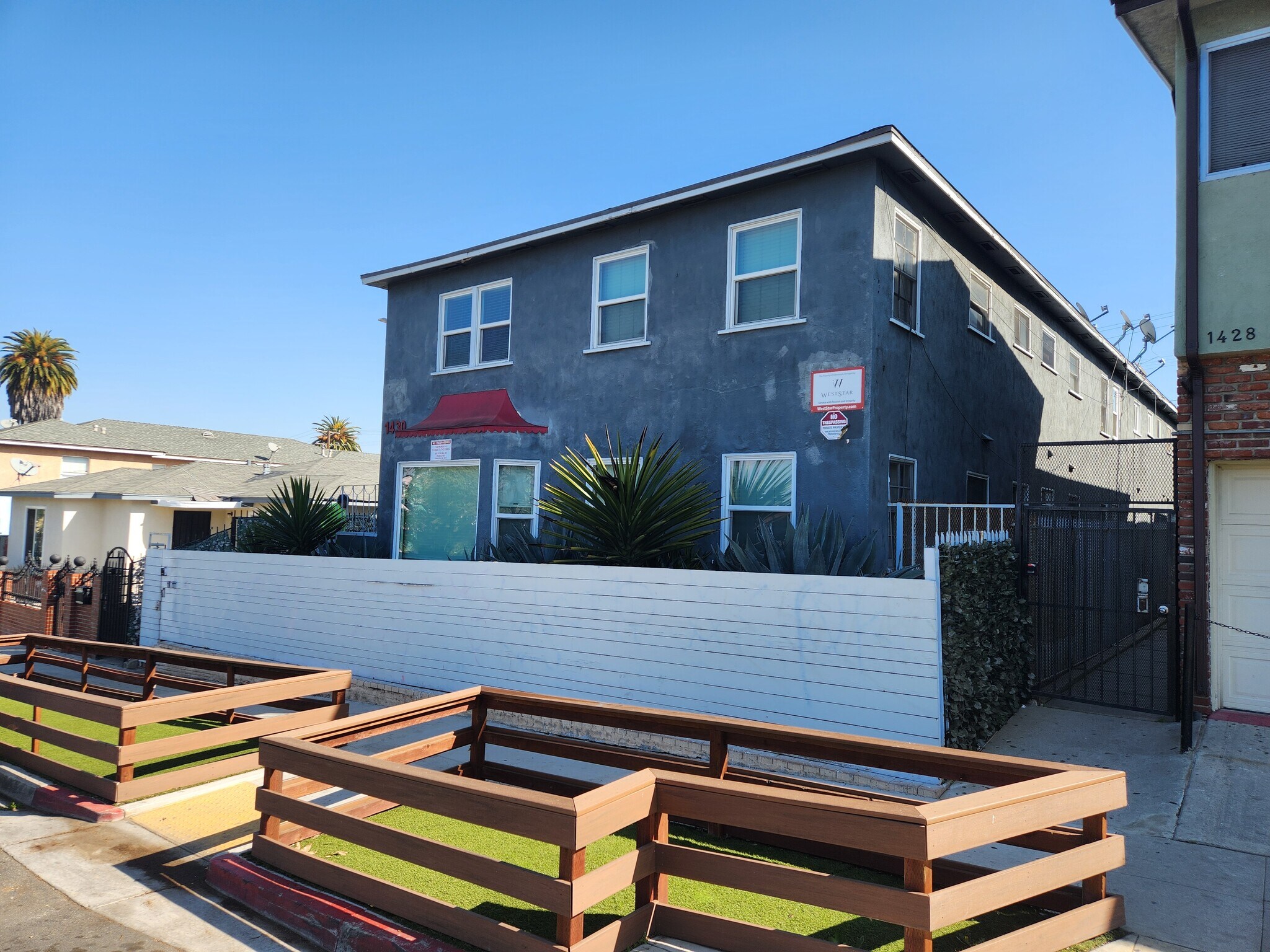 1430 Chestnut Ave, Long Beach, CA à vendre Photo de l’immeuble– Image 1 sur 9