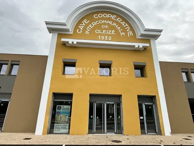 Plus de détails pour Local commercial à vendre