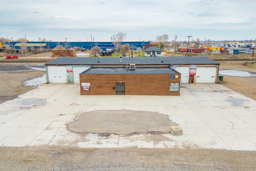 3969 Wyoming St, Dearborn, MI à louer - Photo de l’immeuble – Image 2 sur 7