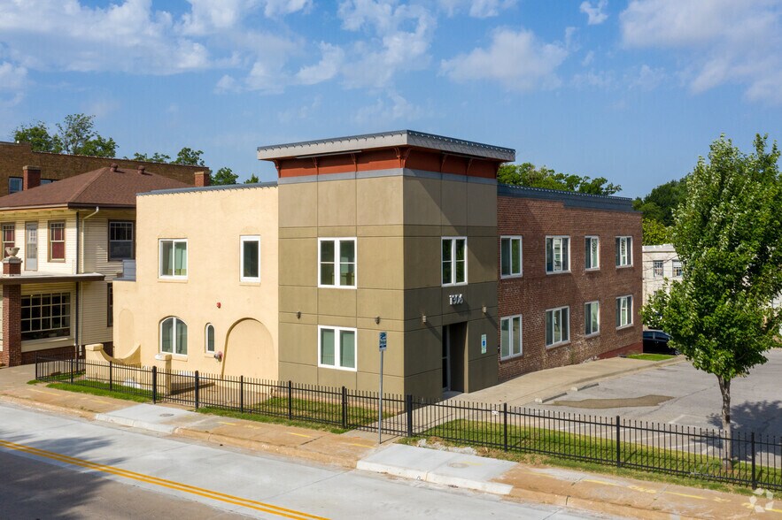 1306 S Denver Ave, Tulsa, OK à vendre - Photo de l’immeuble – Image 2 sur 26
