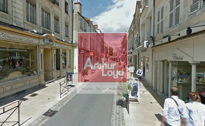 Local commercial dans Auxerre à vendre Photo de l’immeuble– Image 1 sur 2