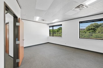 2157-2191 Woodward St, Austin, TX à louer Photo intérieure– Image 2 sur 23