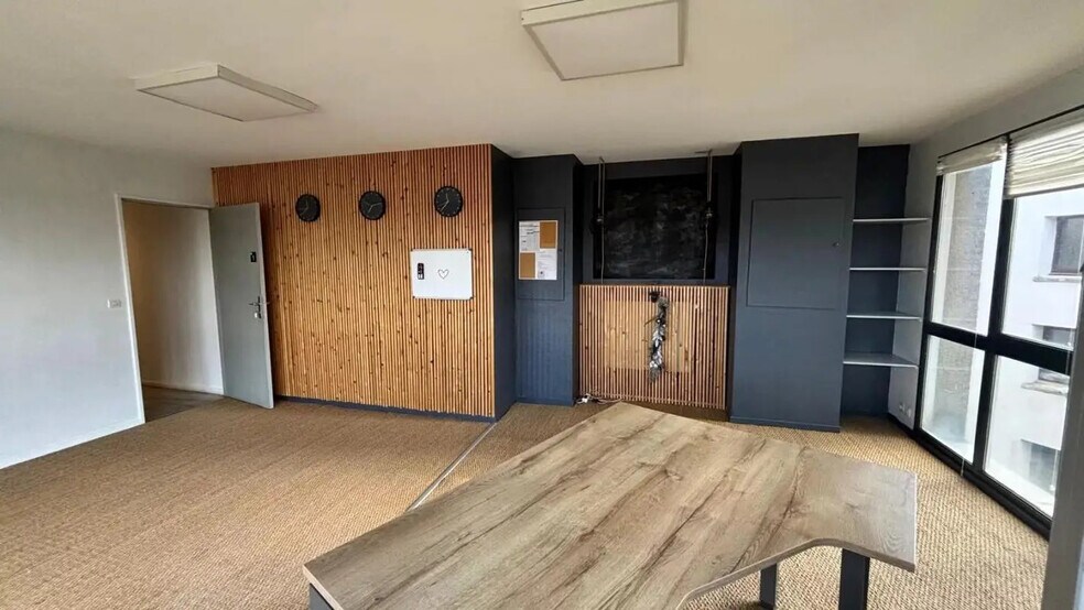 Bureau dans Feucherolles à louer - Photo intérieure – Image 3 sur 4