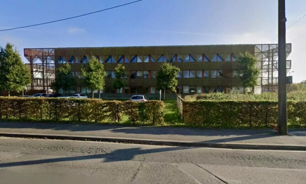 2A Rue De L Espoir, Lezennes à louer - Photo de l’immeuble – Image 2 sur 3