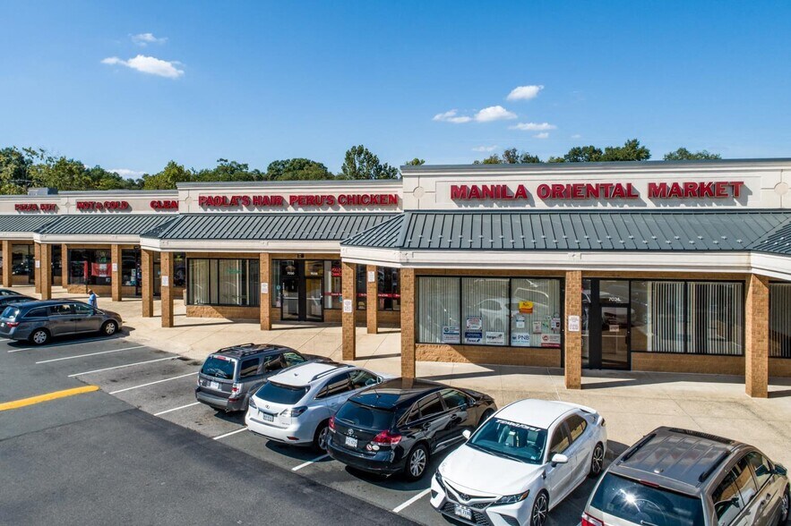 7000-7034 Commerce St, Springfield, VA à louer - Photo de l’immeuble – Image 2 sur 8