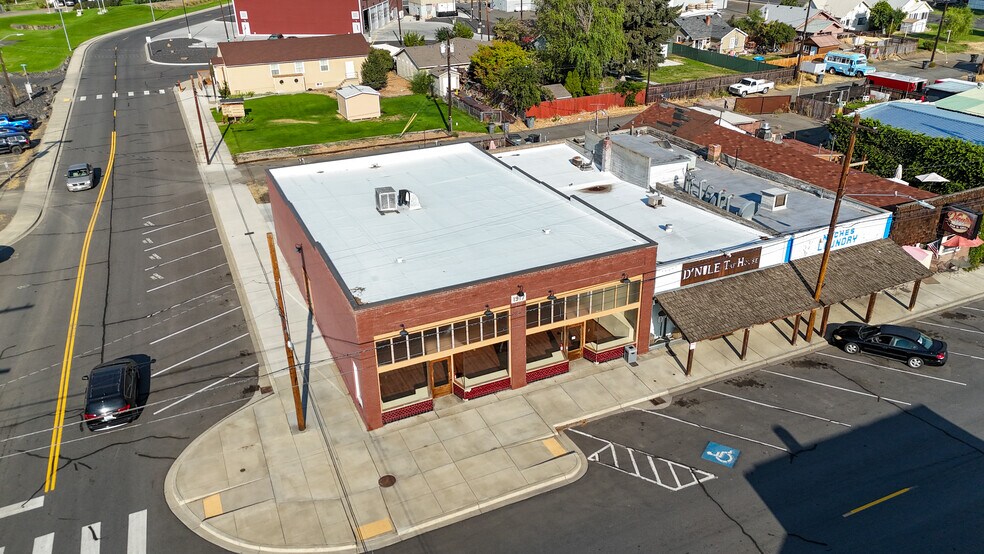 21 Second St, Naches, WA à vendre - Photo de l’immeuble – Image 3 sur 22