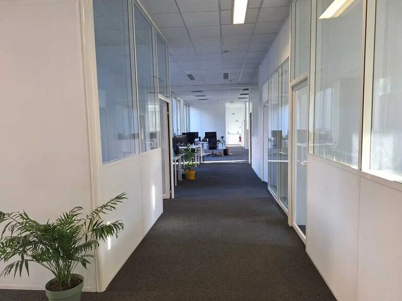 Bureau dans Bordeaux à louer - Photo intérieure – Image 3 sur 7