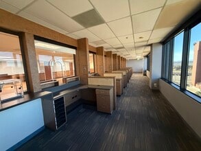 3151 S Vaughn Way, Aurora, CO à louer Photo intérieure– Image 2 sur 3