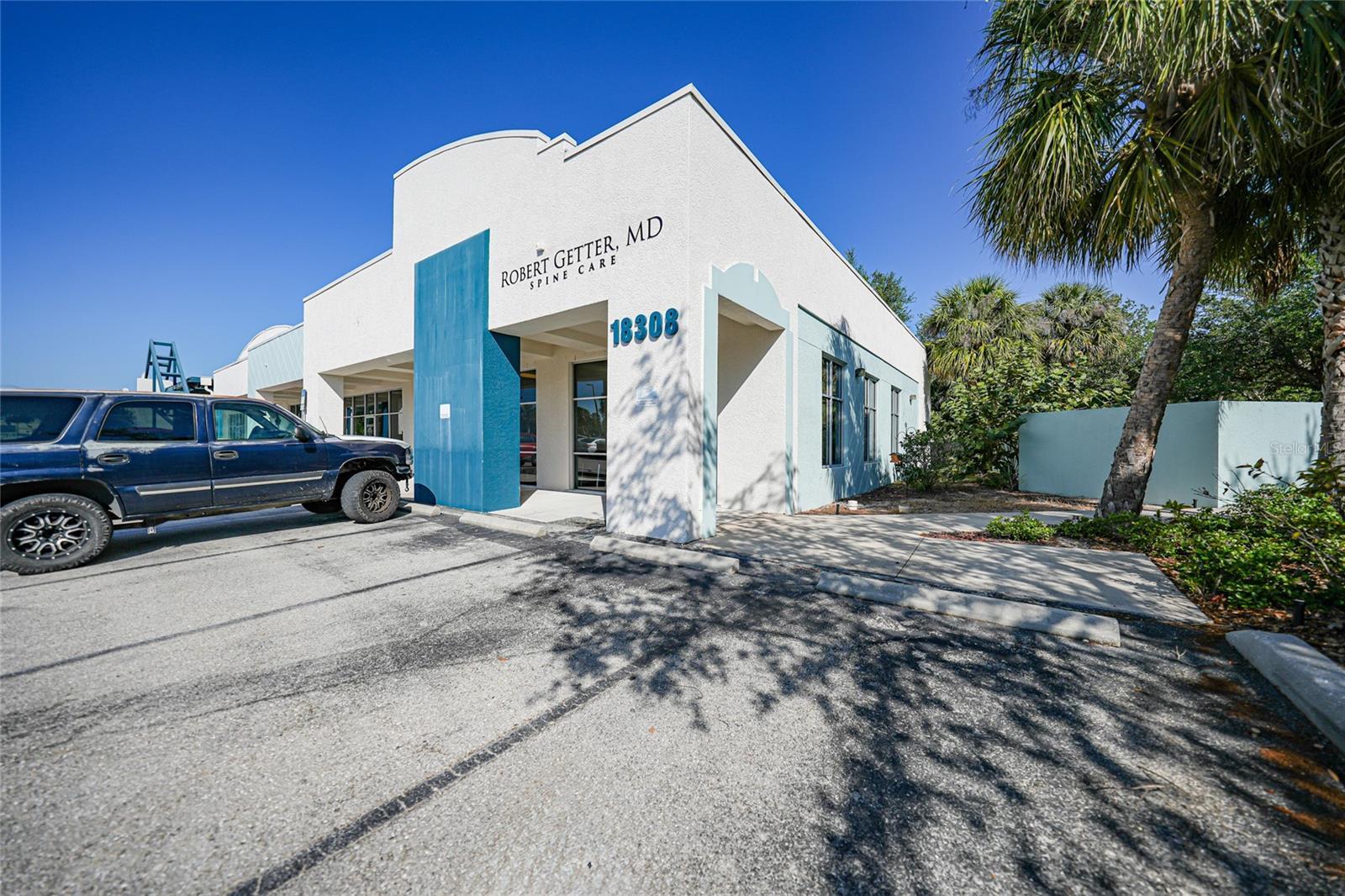 18308 Murdock Cir, Port Charlotte, FL à vendre Photo de l’immeuble– Image 1 sur 28