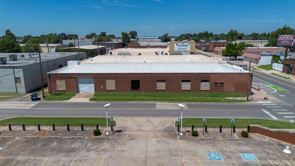 1200 W Main St, Oklahoma City, OK à vendre - Photo de l’immeuble – Image 3 sur 12