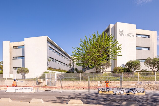 Plus de détails pour 47 Boulevard Des Acieries, Marseille - Bureau à vendre