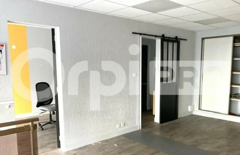 Bureau dans Orléans à vendre - Photo intérieure – Image 3 sur 5
