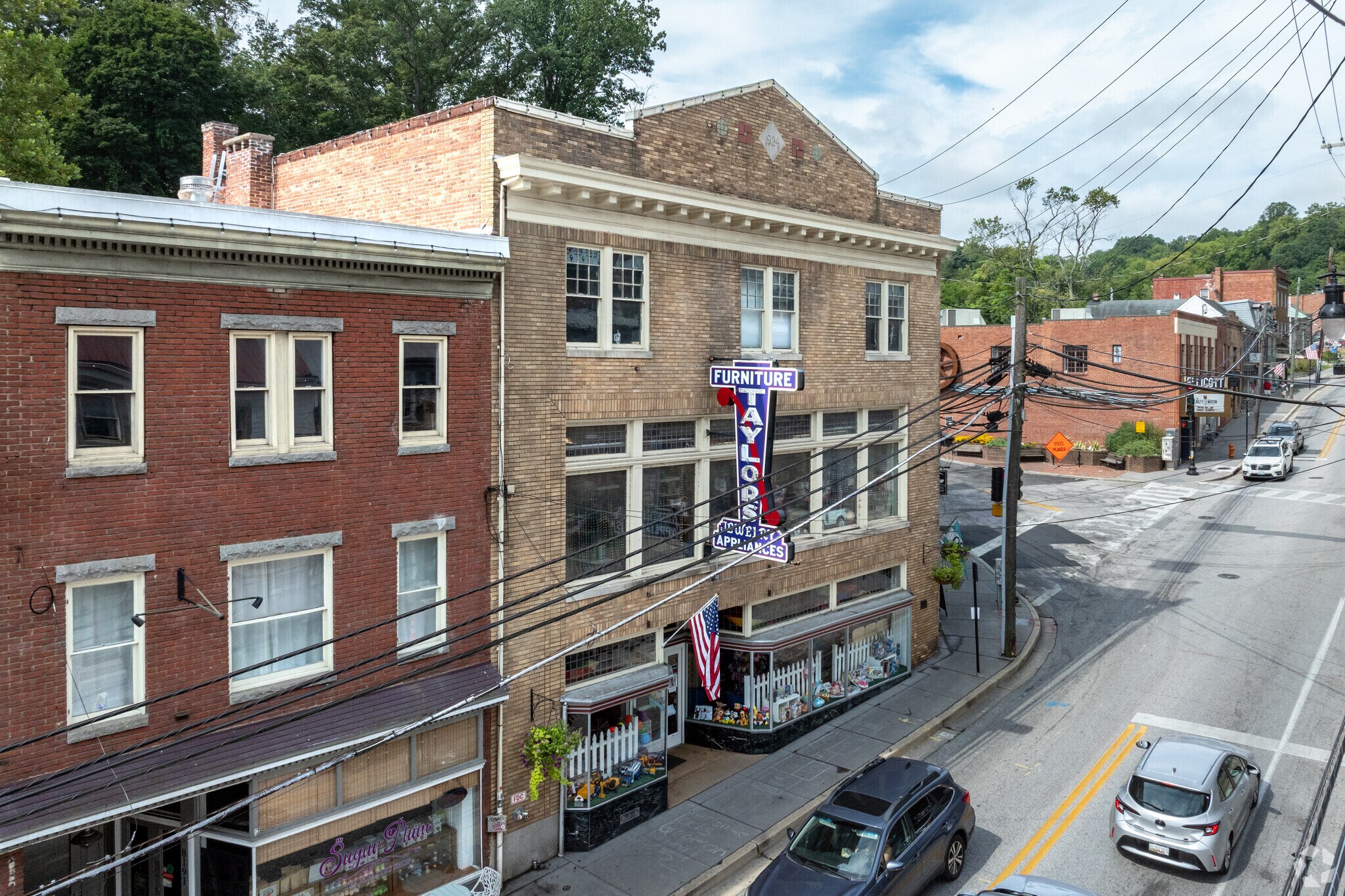 8197 Main St, Ellicott City, MD à louer Photo principale– Image 1 sur 5