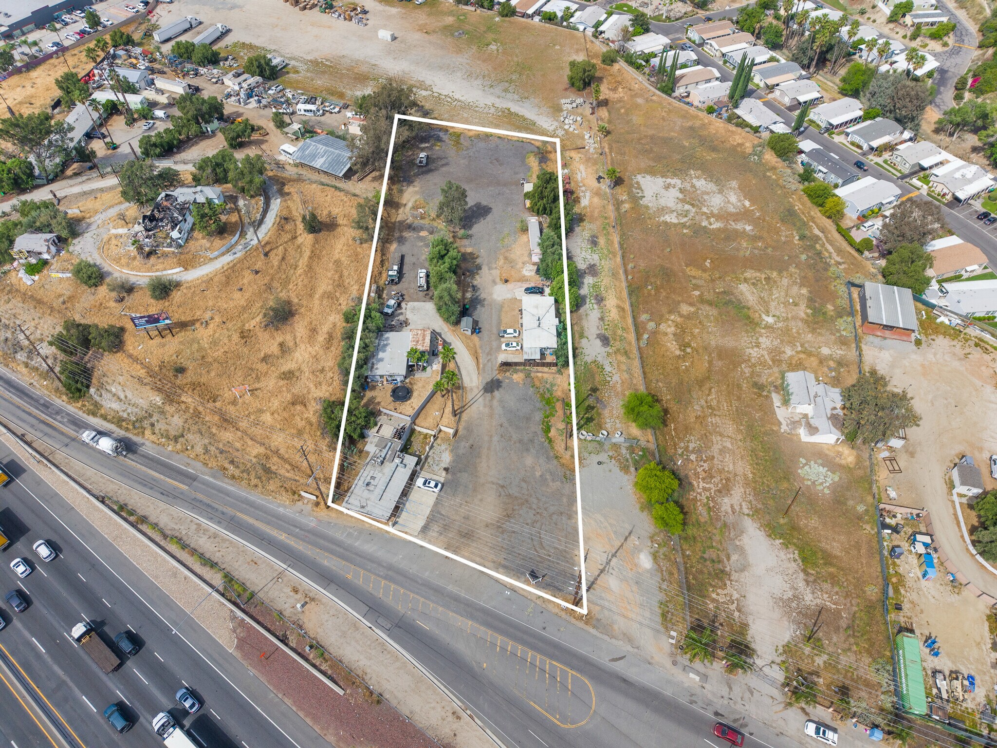 2981 S La Cadena Dr, Colton, CA à vendre Photo principale– Image 1 sur 24