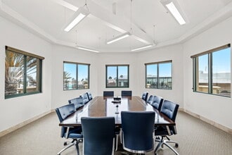 205 Pier Ave, Hermosa Beach, CA à vendre Photo intérieure– Image 2 sur 8