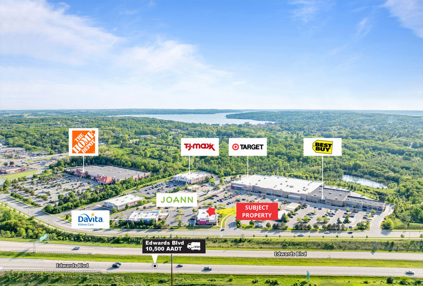 652-656 N Edwards Blvd, Lake Geneva, WI à louer - Photo de l’immeuble – Image 3 sur 27