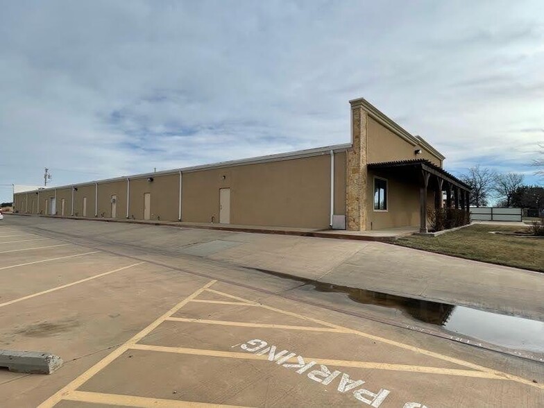 603 Quail Creek Dr, Amarillo, TX à louer - Photo de l’immeuble – Image 3 sur 13