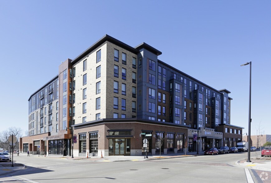 202 Eau Claire St, Eau Claire, WI à vendre - Photo principale – Image 1 sur 4