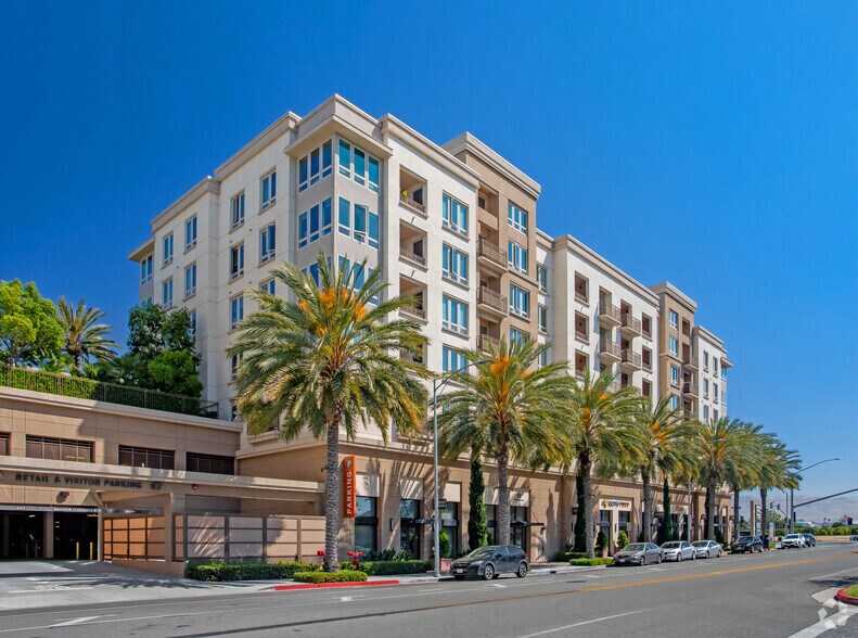 250 Brandon St, San Jose, CA à louer - Photo de l’immeuble – Image 1 sur 10