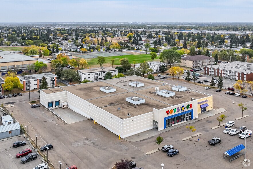 13029 97 St Nw, Edmonton, AB à vendre - Aérien – Image 2 sur 2