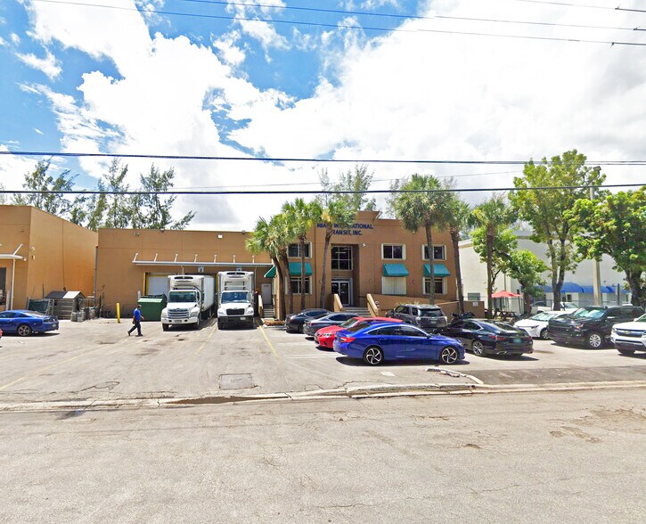 1776 NW 95th Ave, Miami, FL à vendre - Photo de l’immeuble – Image 3 sur 10