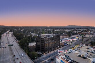 4605 Lankershim Blvd, North Hollywood, CA - VUE AÉRIENNE  vue de carte - Image1