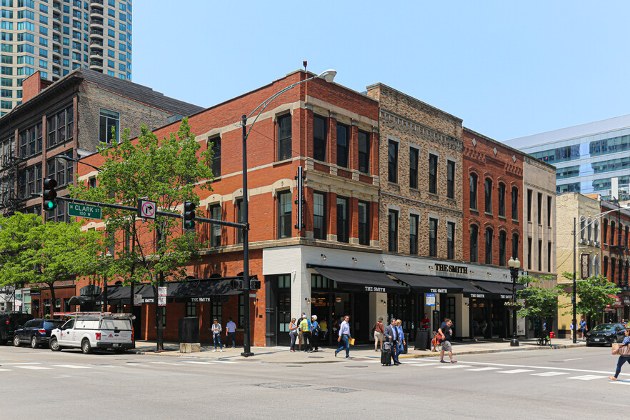 100 W Kinzie St, Chicago, IL à louer - Photo de l’immeuble – Image 1 sur 4