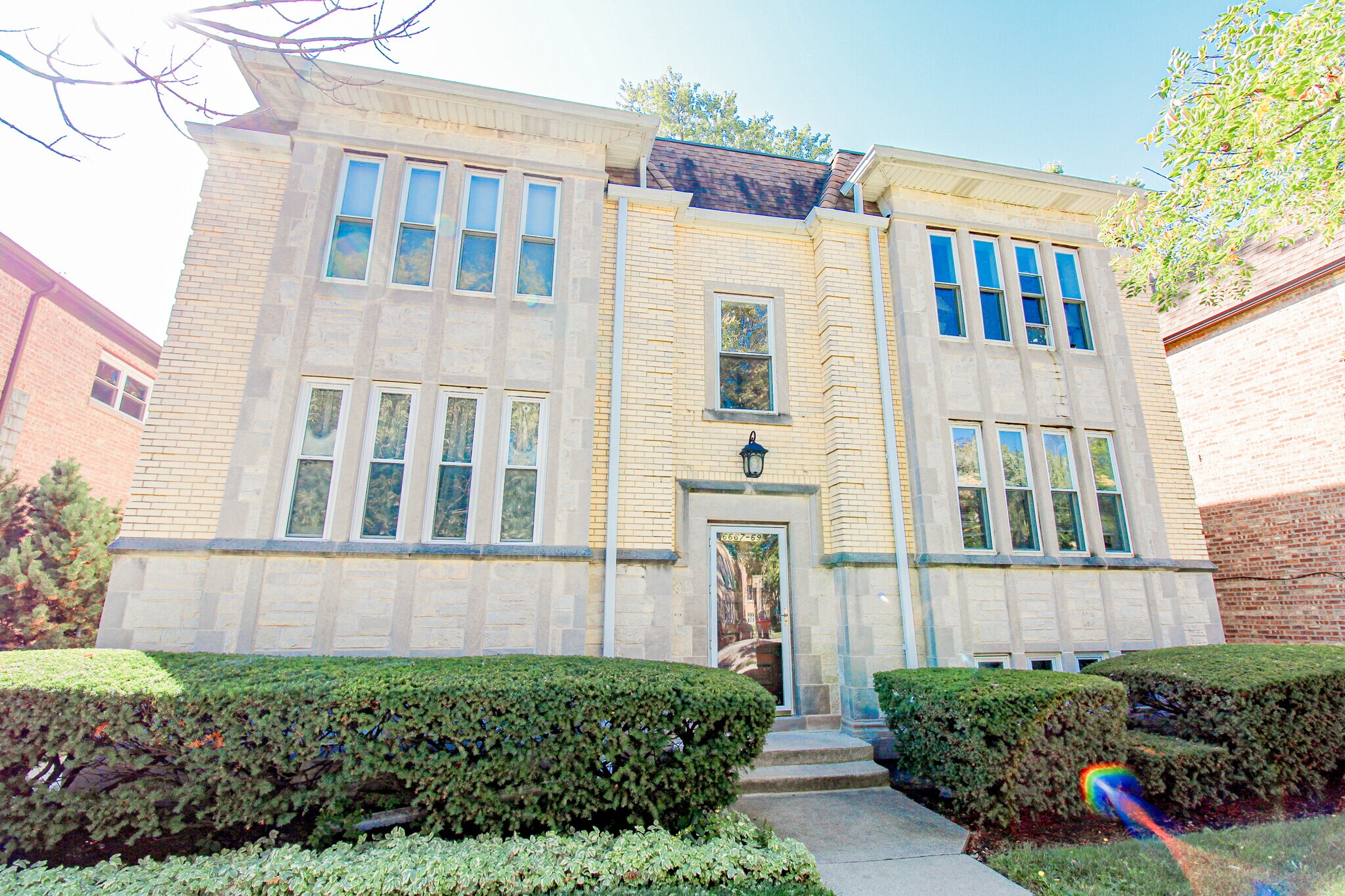 6667-69 Devon Ave, Chicago, IL à vendre Photo principale– Image 1 sur 25