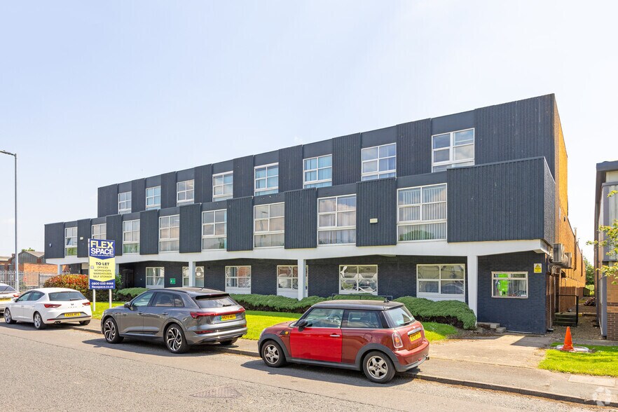 Monckton Rd, Wakefield à louer - Photo de l’immeuble – Image 3 sur 3