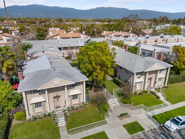 289 Amber Ct, Upland, CA à vendre - Photo principale – Image 1 sur 1