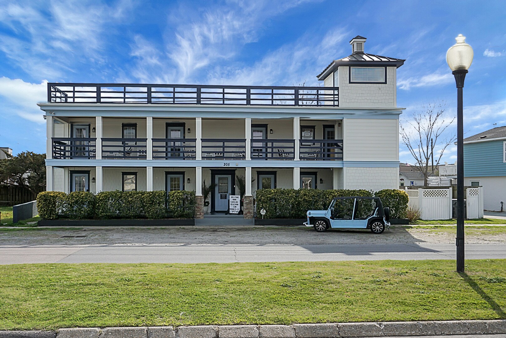 205 Harper Ave, Carolina Beach, NC à vendre Photo principale– Image 1 sur 53