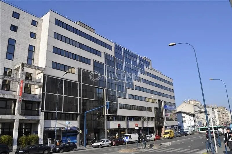 Bureau dans Pantin à louer - Photo de l’immeuble – Image 1 sur 12