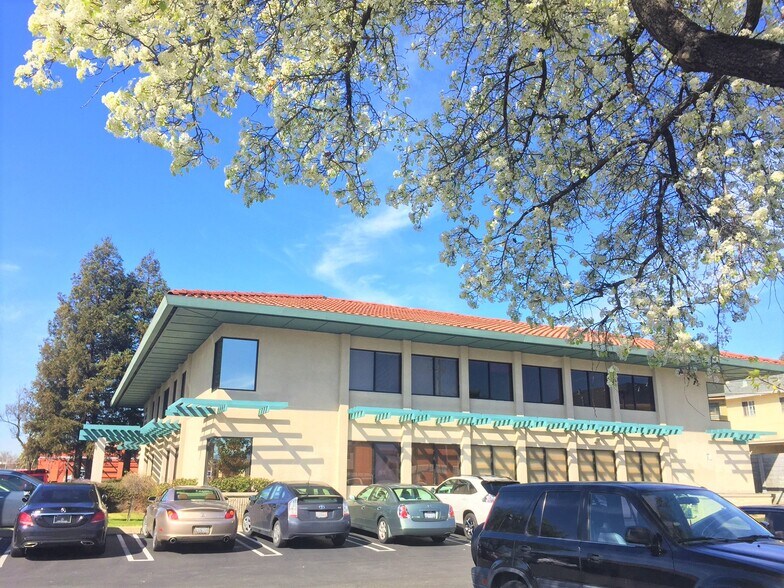 2360 Mckee Rd, San Jose, CA à vendre - Photo principale – Image 1 sur 6