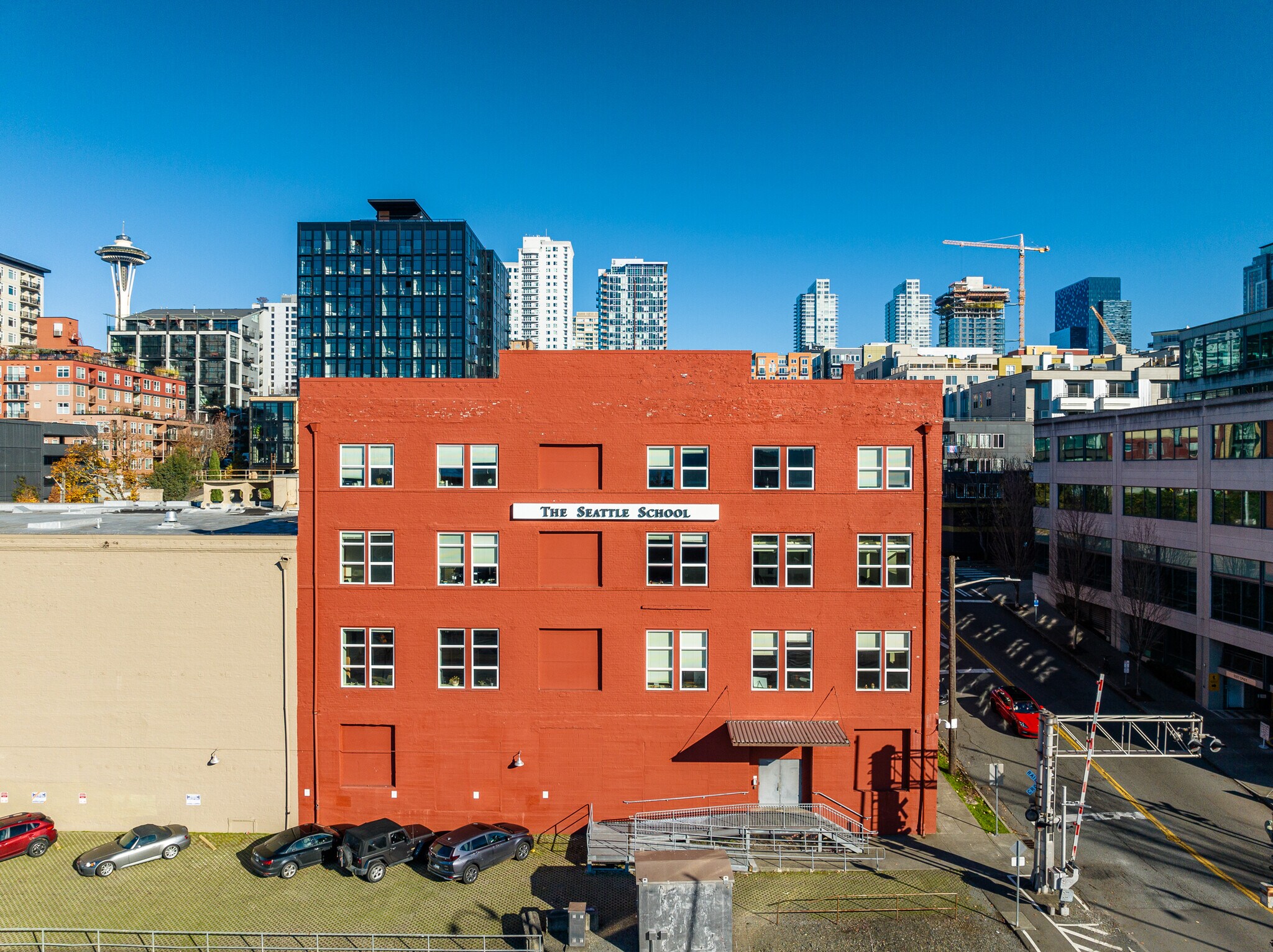 2501 Elliott Ave, Seattle, WA à louer Photo principale– Image 1 sur 9