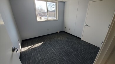 100-600 Aaron Ct, Kingston, NY à louer Photo intérieure– Image 1 sur 2