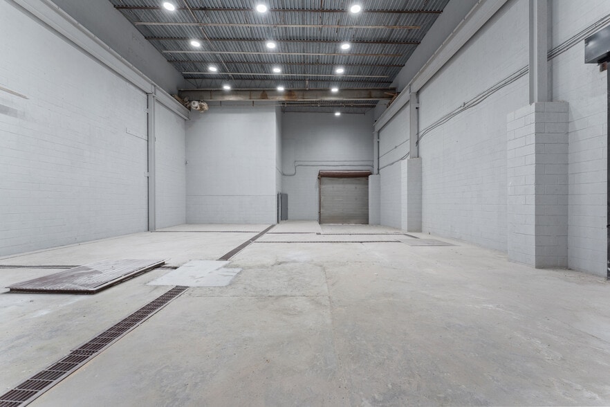 470 Belleville Tpke, North Arlington, NJ à vendre - Photo intérieure – Image 3 sur 41