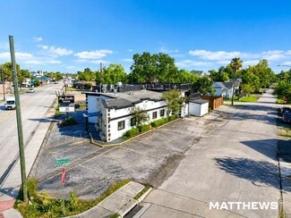 Plus de détails pour 4002 N Main St, Houston, TX - Local commercial à vendre
