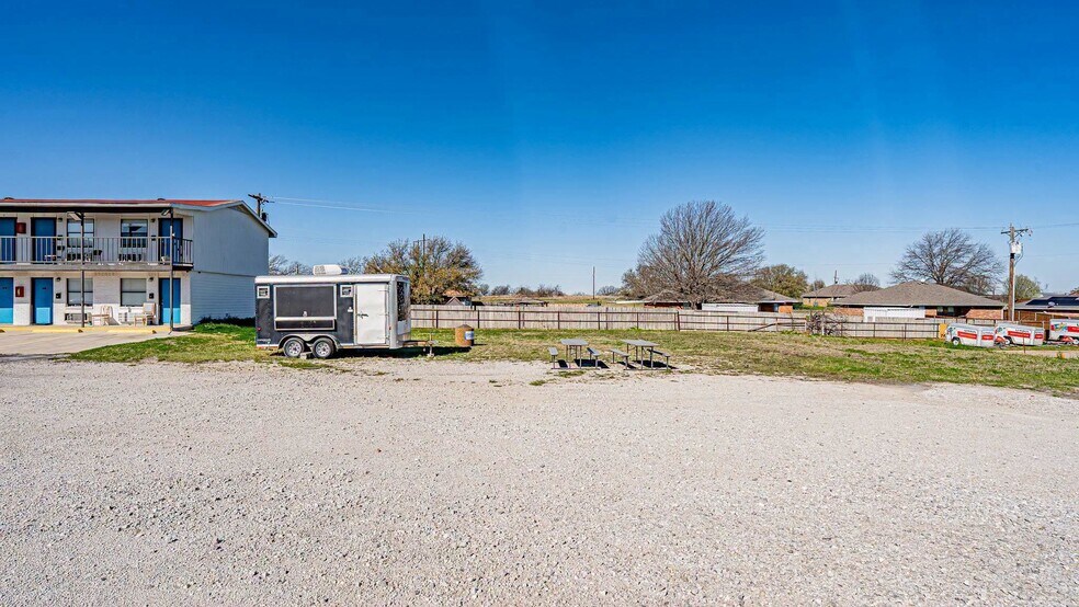 200 South Hwy, Alvord, TX à louer - Photo de l’immeuble – Image 3 sur 7