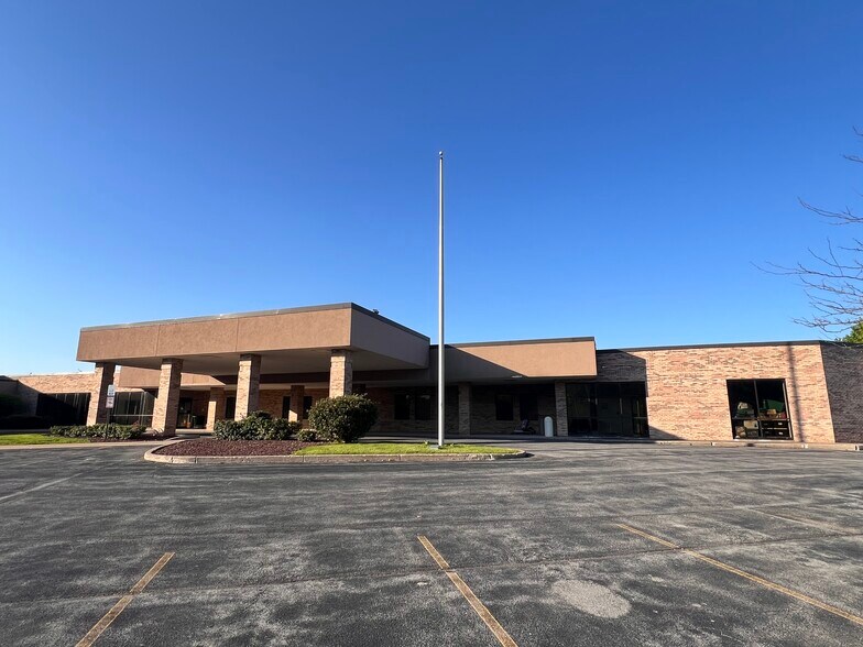 6600 Middle Rd, Sodus, NY à vendre - Photo de l’immeuble – Image 1 sur 3