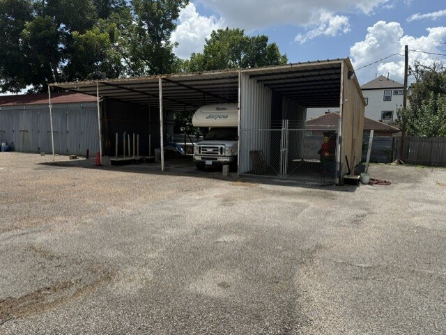 9311 Hammerly Blvd, Houston, TX à vendre - Photo de l’immeuble – Image 2 sur 7