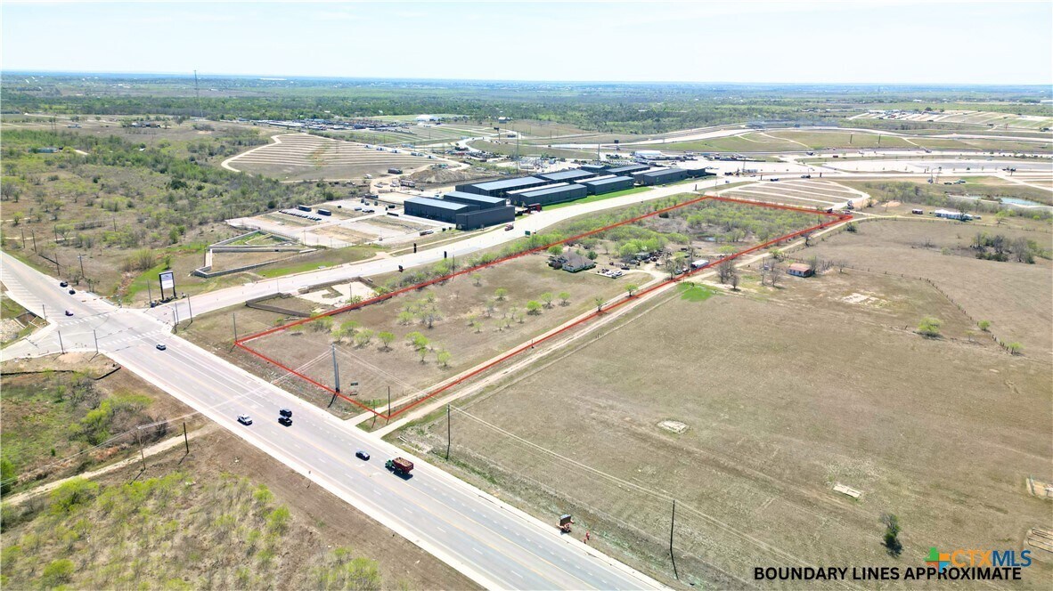 7710 Elroy rd, Del Valle, TX à vendre Photo principale– Image 1 sur 20